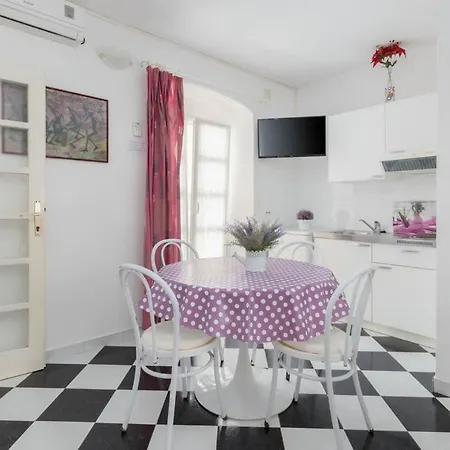 Apartment Marija *